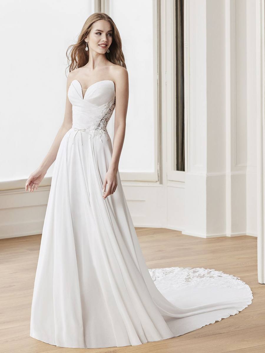 Etoile wedding gown at Whimsical Bridal
